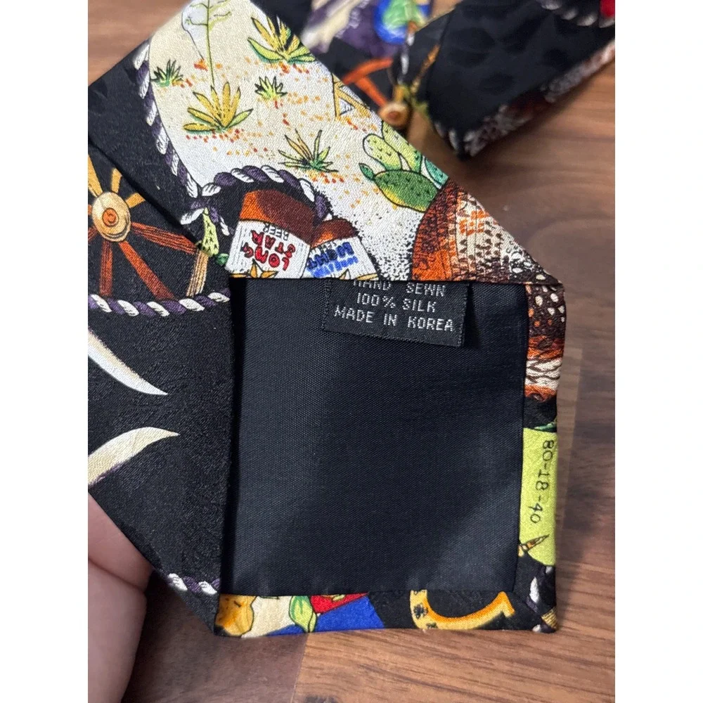 Vintage Nicole Miller‎ Texas Silk Tie Western Cowboy Retro Americana Statement